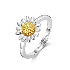 Adjustable Daisy Ring