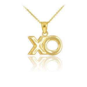 XO Hugs and Kisses Pendant Necklace in 9ct Gold