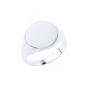 Men's Rounded Signet Ring in Sterling Silver